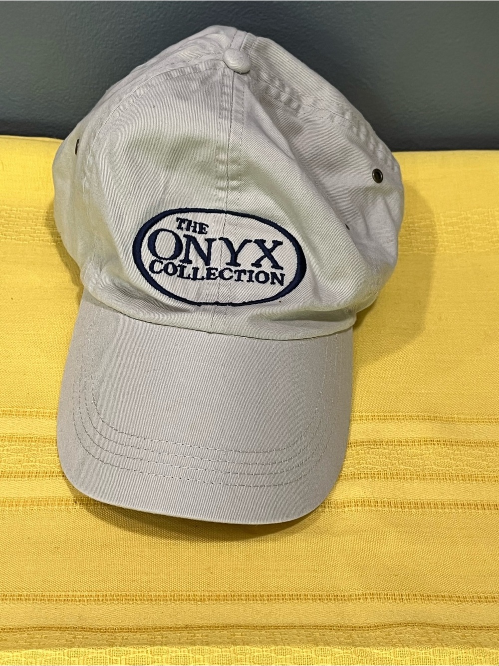 Vintage 90s/00s The Onyx Collection ‘Dad Hat’ by Anvil